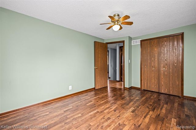 33614 Lakeview Street, New Baltimore, MI 48047