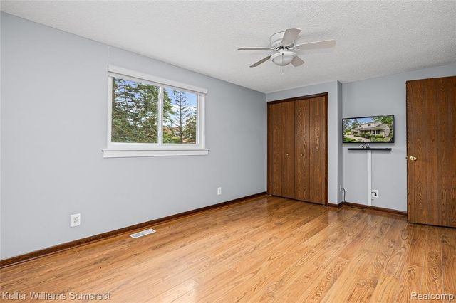 33614 Lakeview Street, New Baltimore, MI 48047