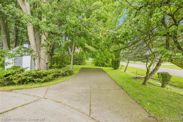 33614 Lakeview Street, New Baltimore, MI 48047