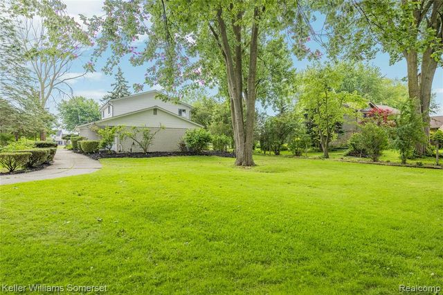 33614 Lakeview Street, New Baltimore, MI 48047
