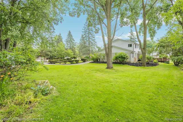 33614 Lakeview Street, New Baltimore, MI 48047