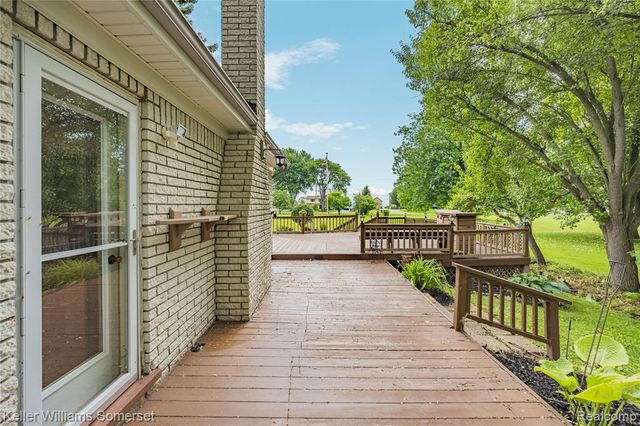 33614 Lakeview Street, New Baltimore, MI 48047
