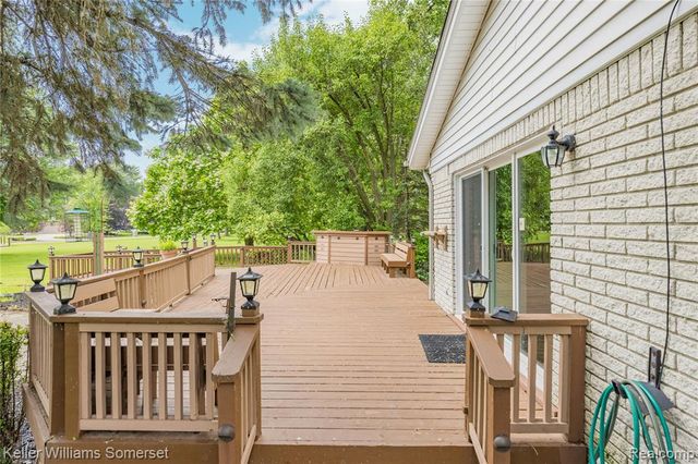 33614 Lakeview Street, New Baltimore, MI 48047