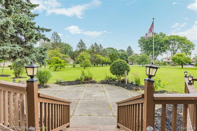 33614 Lakeview Street, New Baltimore, MI 48047