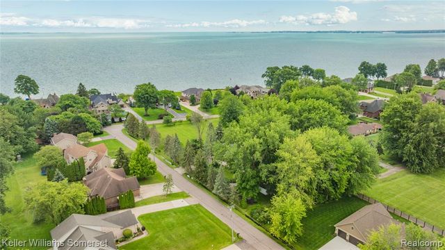 33614 Lakeview Street, New Baltimore, MI 48047