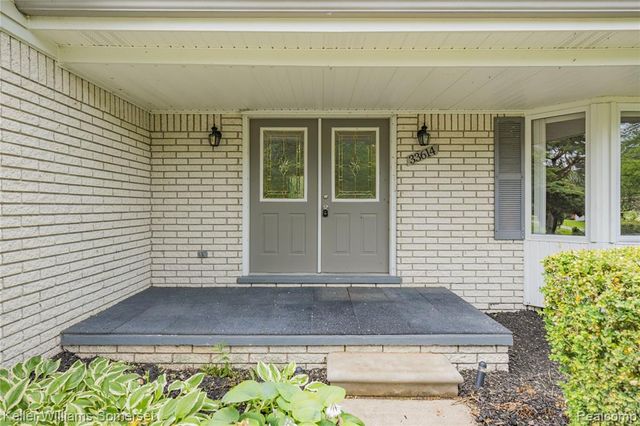 33614 Lakeview Street, New Baltimore, MI 48047