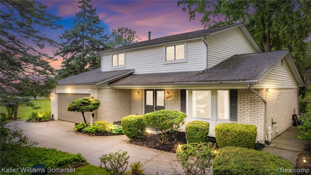 33614 Lakeview Street, New Baltimore, MI 48047