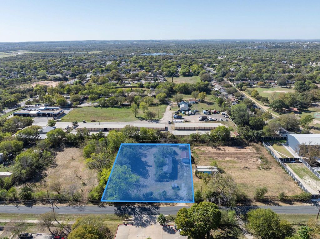 5015 Maufrais LN, Austin, TX 78744
