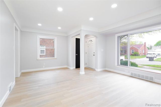 11316 Arcola Street, Livonia, MI 48150