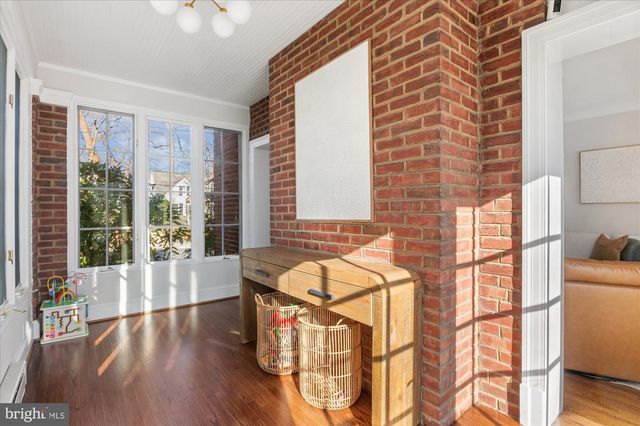 6425 33RD ST NW, Washington, DC 20015