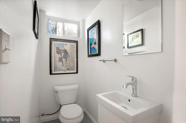 6425 33RD ST NW, Washington, DC 20015