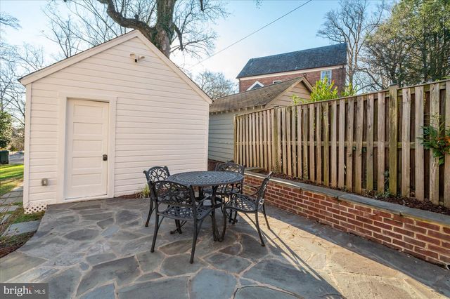 6425 33RD ST NW, Washington, DC 20015