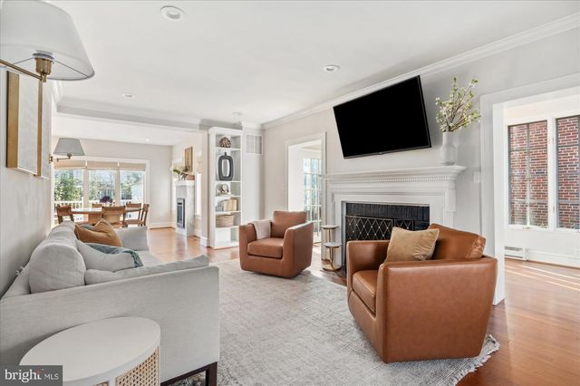 6425 33RD ST NW, Washington, DC 20015