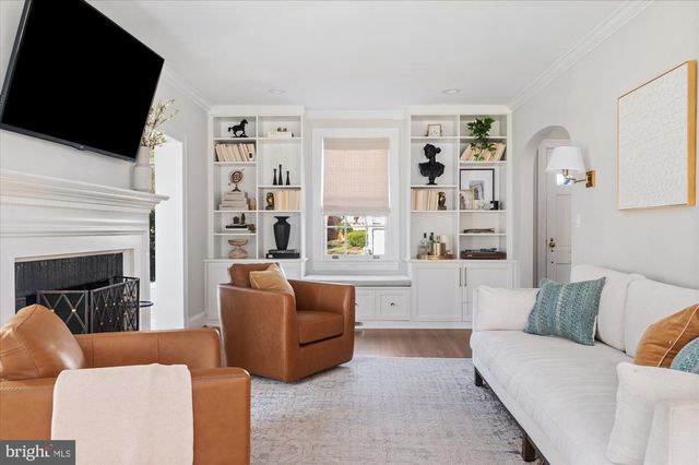 6425 33RD ST NW, Washington, DC 20015