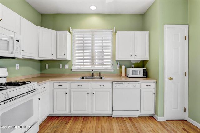 21 Shelley Road, Brick, NJ 08724