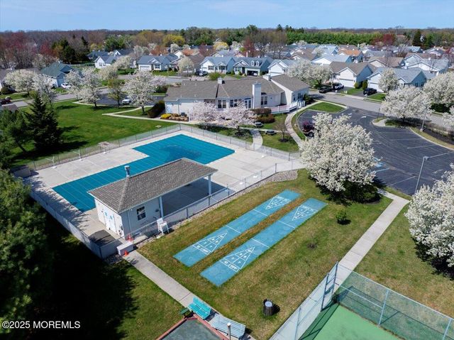 21 Shelley Road, Brick, NJ 08724