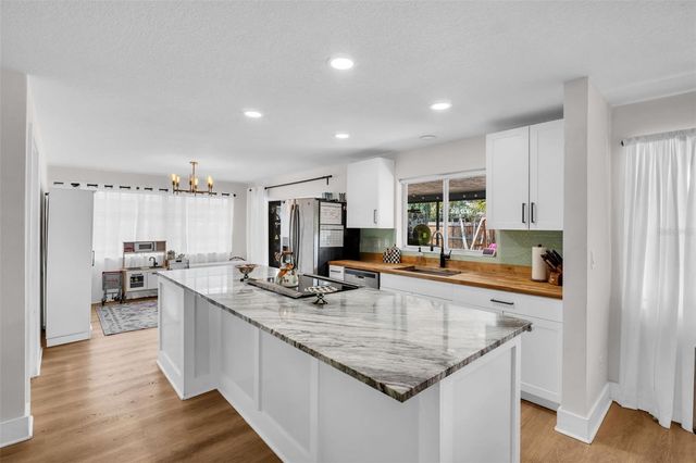 2542 WYNNEWOOD DRIVE, Clearwater, FL 33763