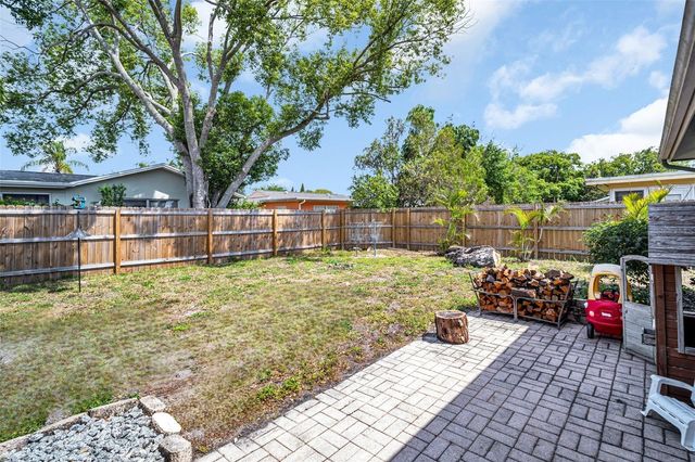 2542 WYNNEWOOD DRIVE, Clearwater, FL 33763