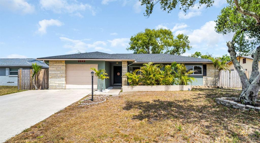 2542 WYNNEWOOD DRIVE, Clearwater, FL 33763