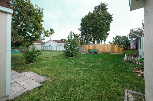 26581 SW 122nd Ct, Homestead, FL 33032