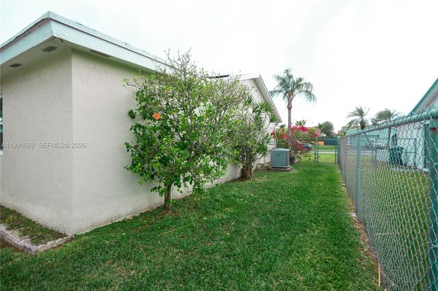 26581 SW 122nd Ct, Homestead, FL 33032
