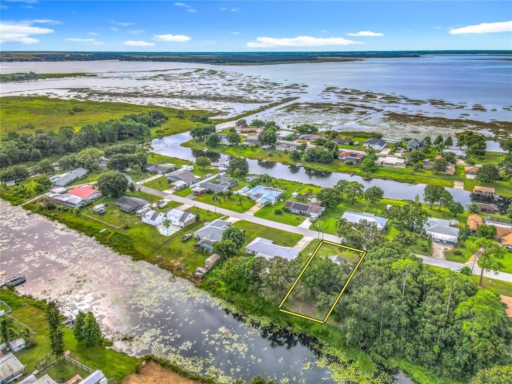433 CANAL DRIVE, Lake Wales, FL 33859