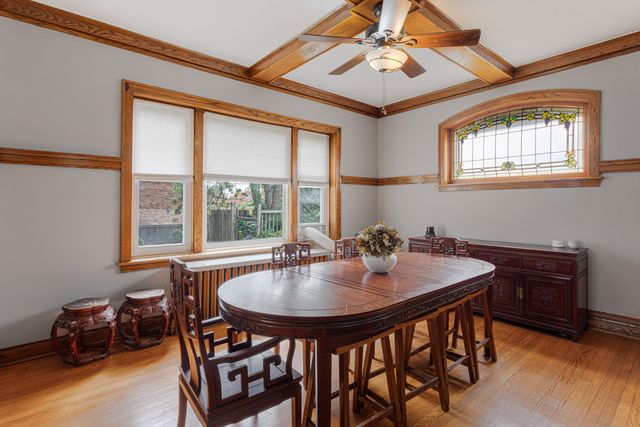 4019 W Wellington Avenue, Chicago, IL 60641