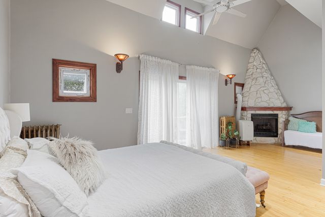 4019 W Wellington Avenue, Chicago, IL 60641