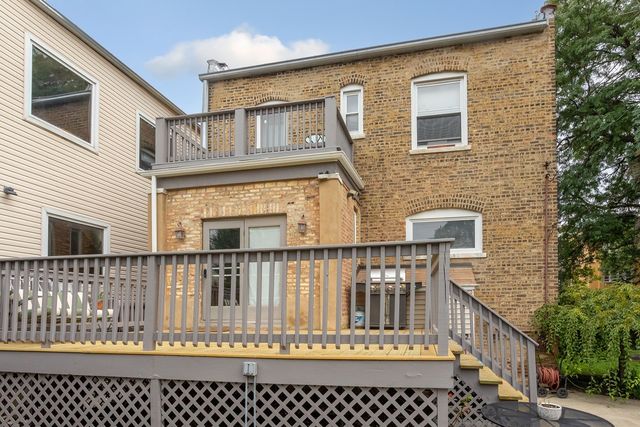 4019 W Wellington Avenue, Chicago, IL 60641