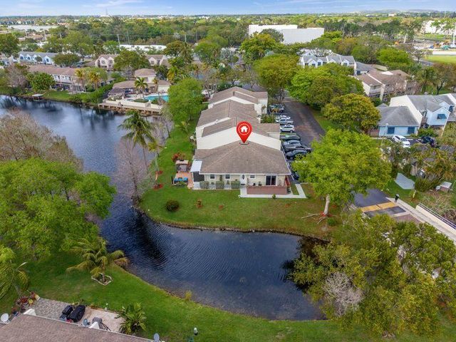 200 E Hemingway Circle, Margate, FL 33063