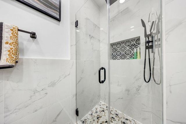 200 E Hemingway Circle, Margate, FL 33063