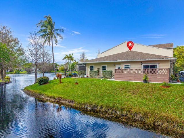 200 E Hemingway Circle, Margate, FL 33063