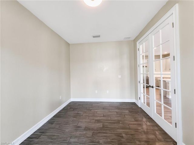 1078 Rolling Brook LN, Naples, FL 34114