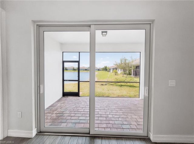 1078 Rolling Brook LN, Naples, FL 34114