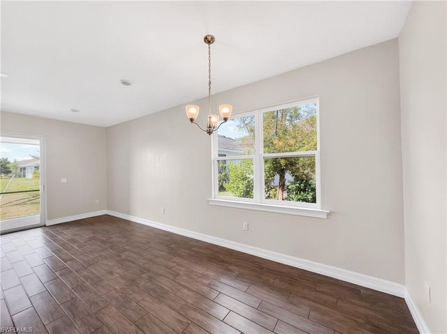 1078 Rolling Brook LN, Naples, FL 34114