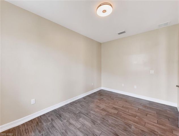 1078 Rolling Brook LN, Naples, FL 34114