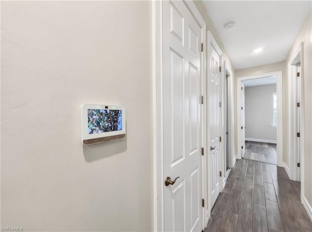 1078 Rolling Brook LN, Naples, FL 34114