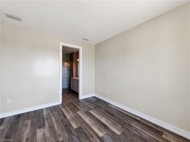 1078 Rolling Brook LN, Naples, FL 34114