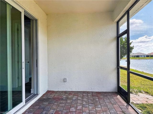 1078 Rolling Brook LN, Naples, FL 34114