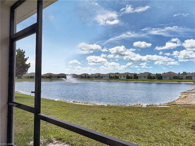 1078 Rolling Brook LN, Naples, FL 34114