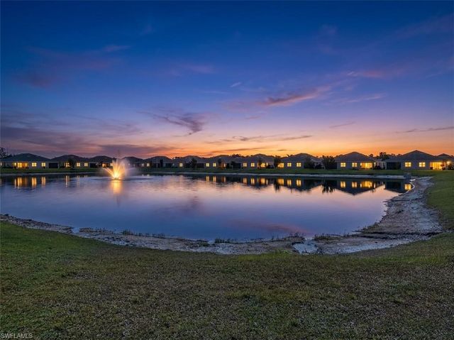 1078 Rolling Brook LN, Naples, FL 34114