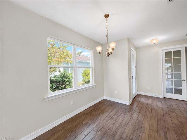 1078 Rolling Brook LN, Naples, FL 34114