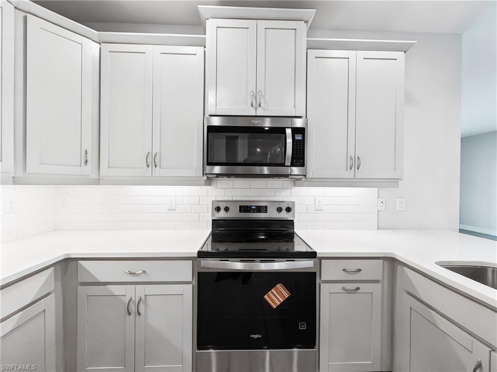 1078 Rolling Brook LN, Naples, FL 34114