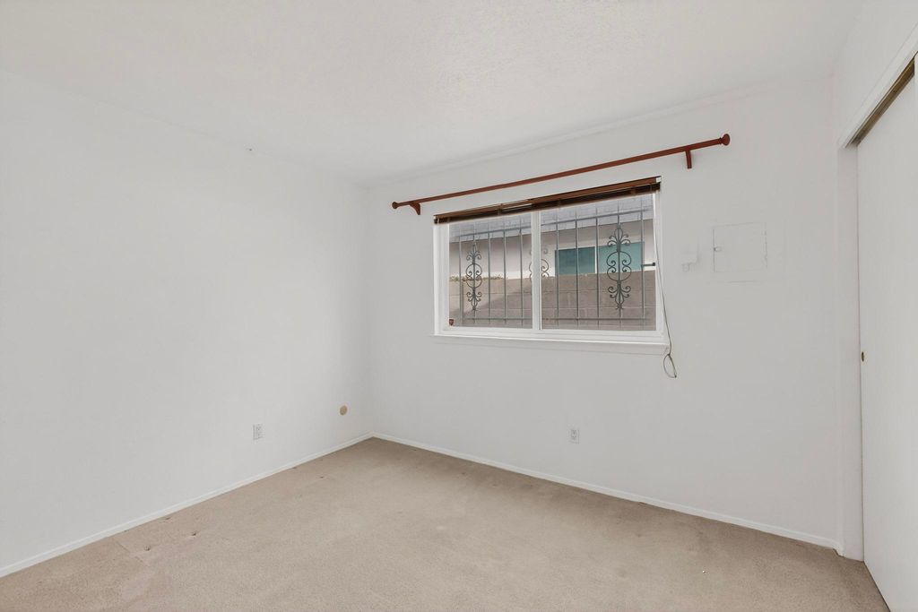 Image 32 of property listing at 3830 Westerfeld Drive NE, Albuquerque, NM 87111