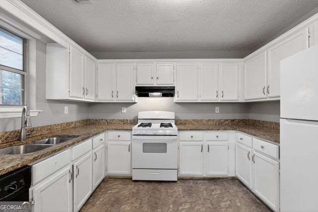 5065 Donnell Way, Decatur, GA 30035