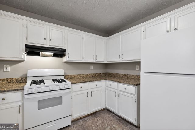 5065 Donnell Way, Decatur, GA 30035