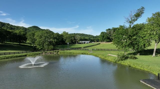 9553 Clovercroft Rd, Franklin, TN 37067