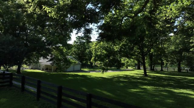 9553 Clovercroft Rd, Franklin, TN 37067