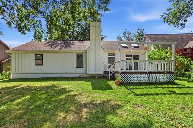 15295 Newton Drive, Overland Park, KS 66223