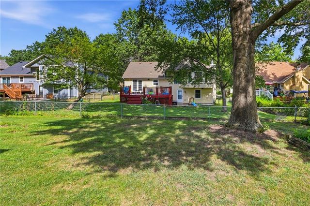 15295 Newton Drive, Overland Park, KS 66223